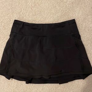 Size 2, black Lululemon skirt